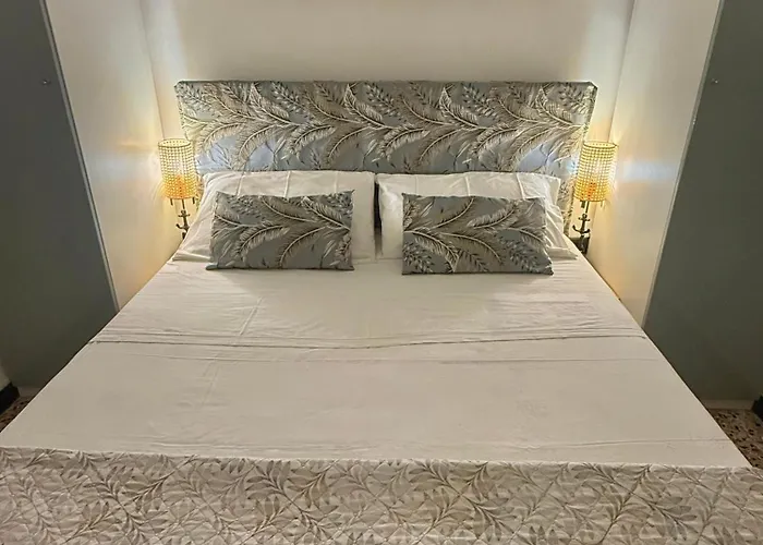 Il Giardino Del Comandante - Con Garage Apartament *